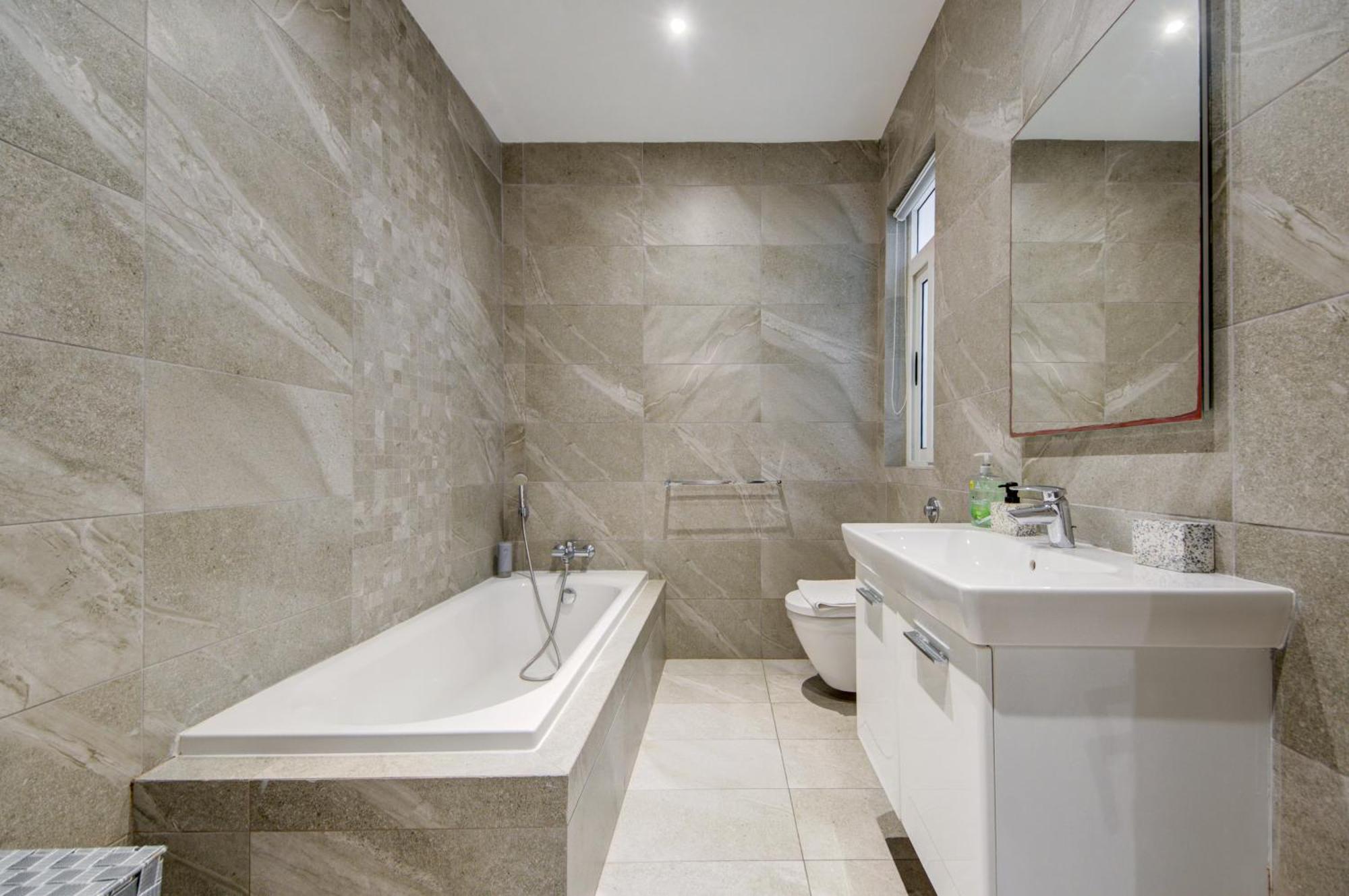 Top Floor Apt With Common Pool Close To All Amenities St. Paul's Bay Exterior foto