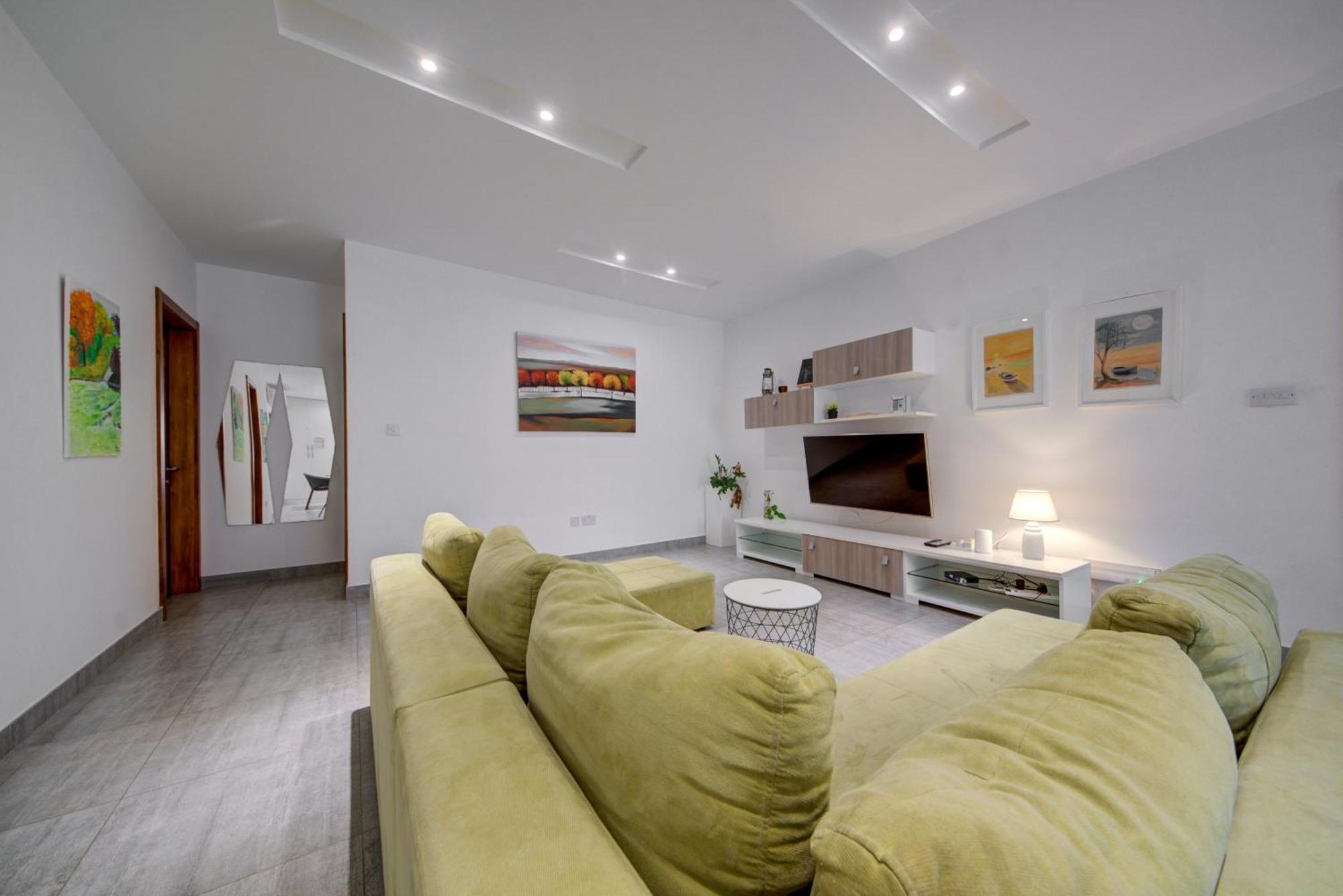 Top Floor Apt With Common Pool Close To All Amenities St. Paul's Bay Exterior foto