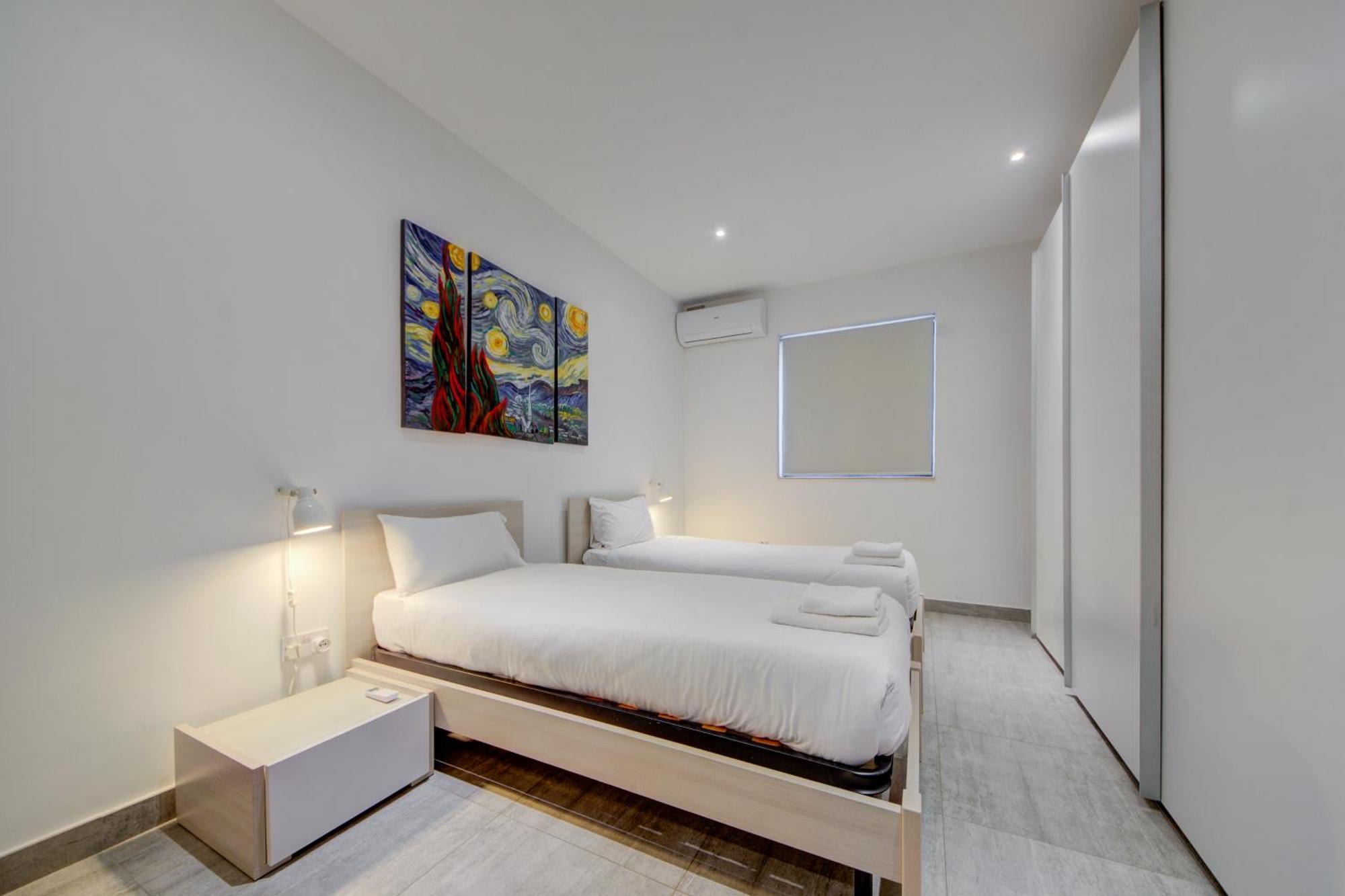 Top Floor Apt With Common Pool Close To All Amenities St. Paul's Bay Exterior foto
