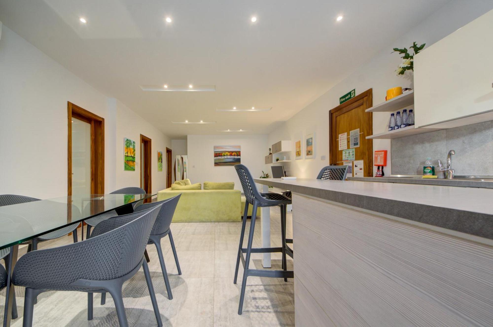 Top Floor Apt With Common Pool Close To All Amenities St. Paul's Bay Exterior foto